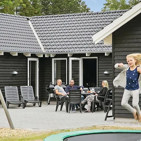 Feriehus Beautiful Home In Frederiksvaerk With Sauna Frederiksværk