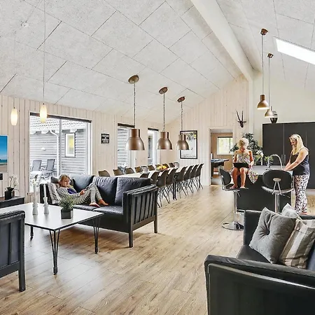 Beautiful Home In Frederiksvaerk With Sauna Feriehus