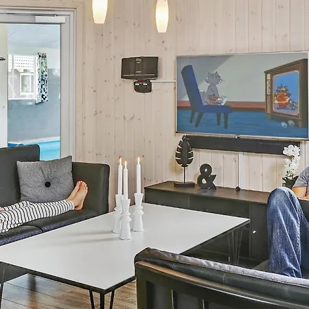 Eight-bedroom Frederiksvaerk With A Hot Tub 03 * Frederiksværk